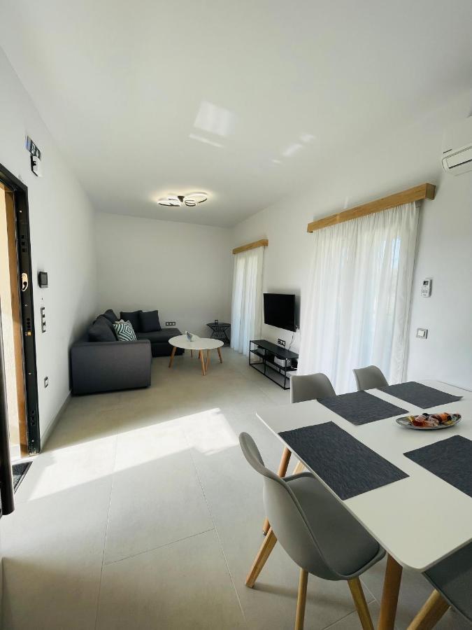 Villa Rodelia 1 Рода Екстериор снимка