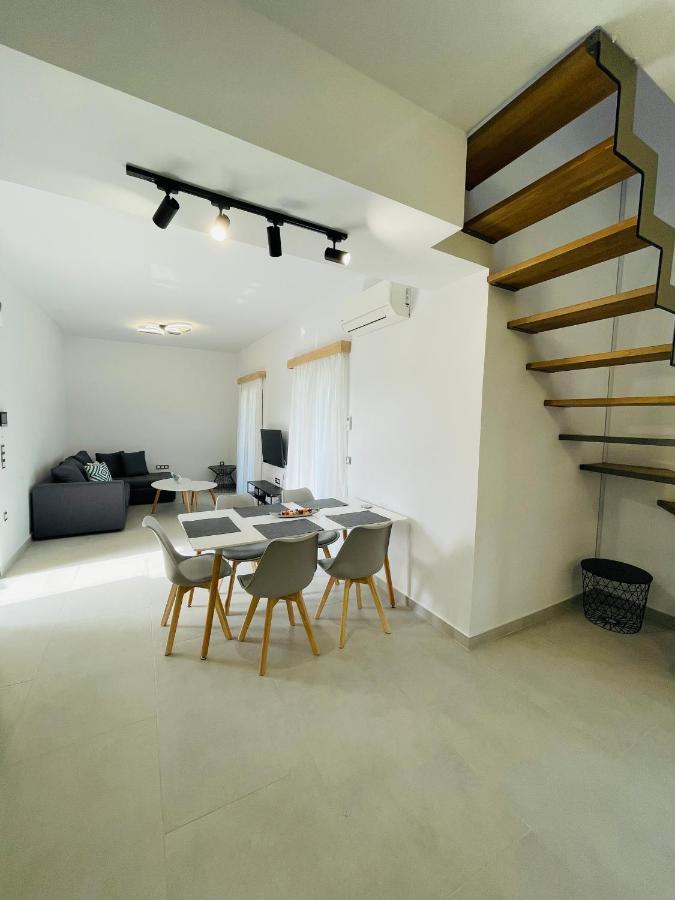 Villa Rodelia 1 Рода Екстериор снимка